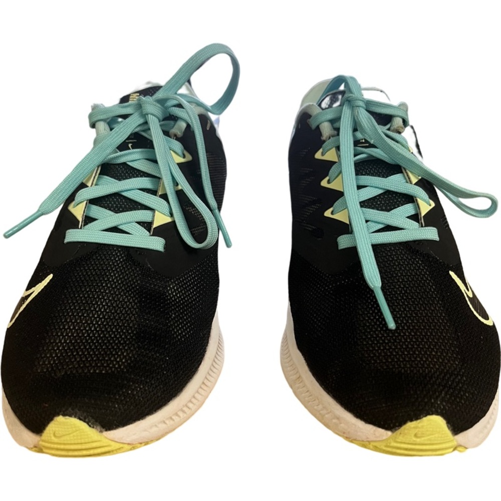 Nike Womens Wmns Quest 3 Running Shoe Gem